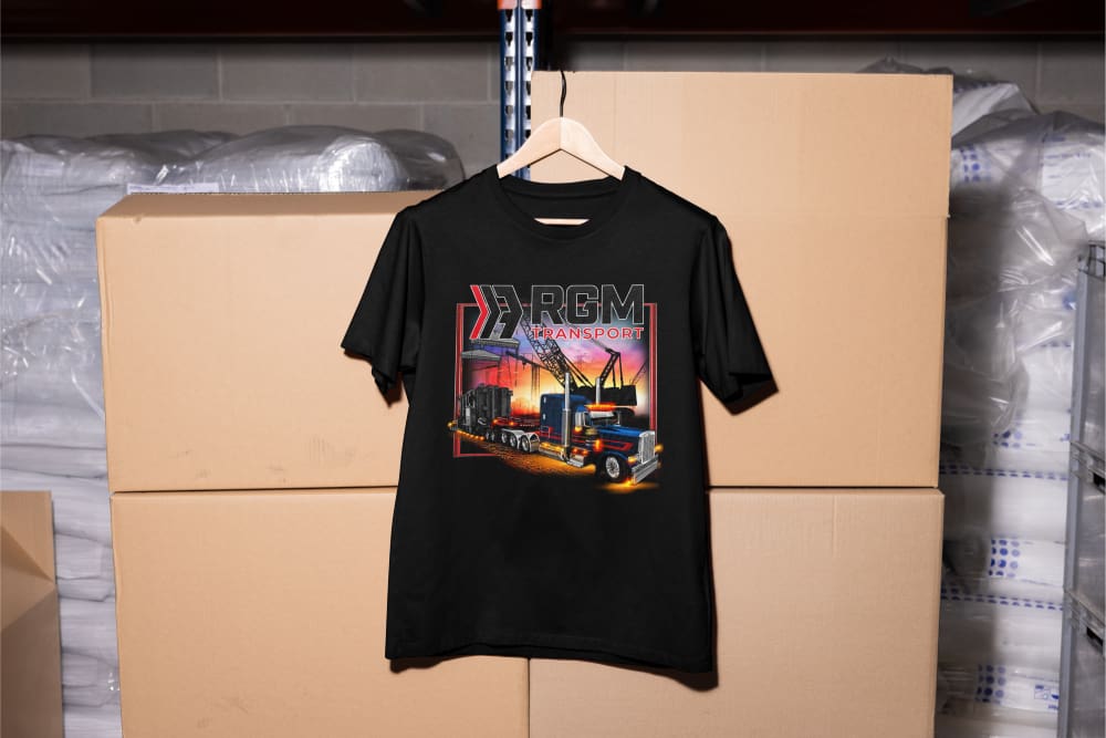 Graphic T-Shirt Model 1